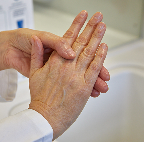 Verschüttete Flüssigkeit im Labor