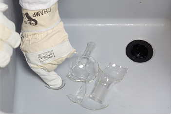 Glasbruch im Labor